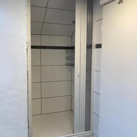 Loewenzahn-lodge * Frielendorf